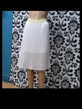 Candie's White Pleated Midi Skirt with Gold Elastic Waist